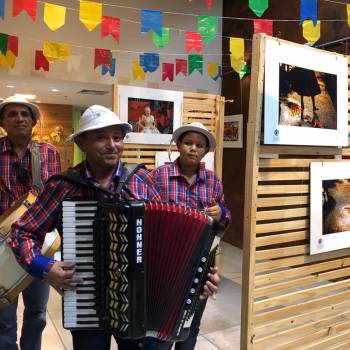 Exposição e Concurso de Fotografia Levanta Poeira.