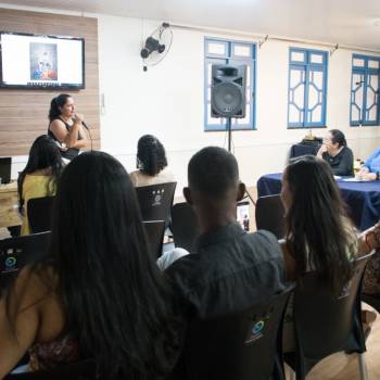 Apresentação do TCC de Elisangela Carvalho.